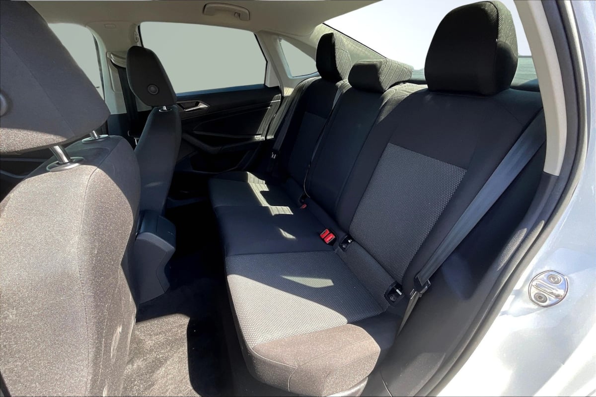 2019 Volkswagen Jetta SE R-Line photo 25