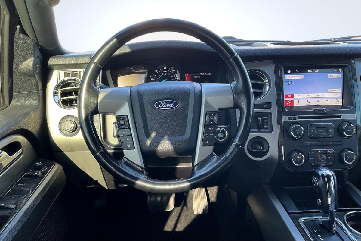 2017 Ford Expedition Limited photo 5