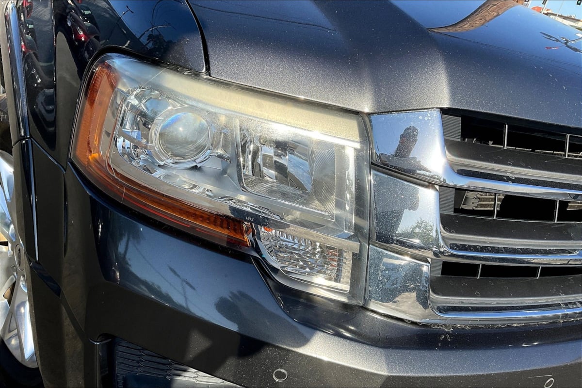 2017 Ford Expedition Limited photo 28