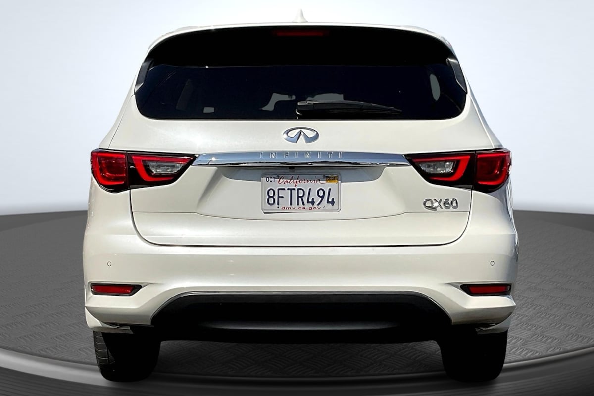 2019 Infiniti QX60 Luxe photo 3