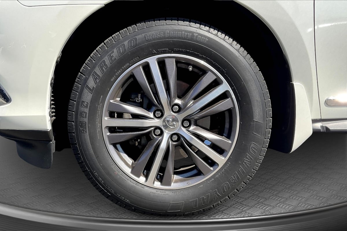 2019 Infiniti QX60 Luxe photo 8