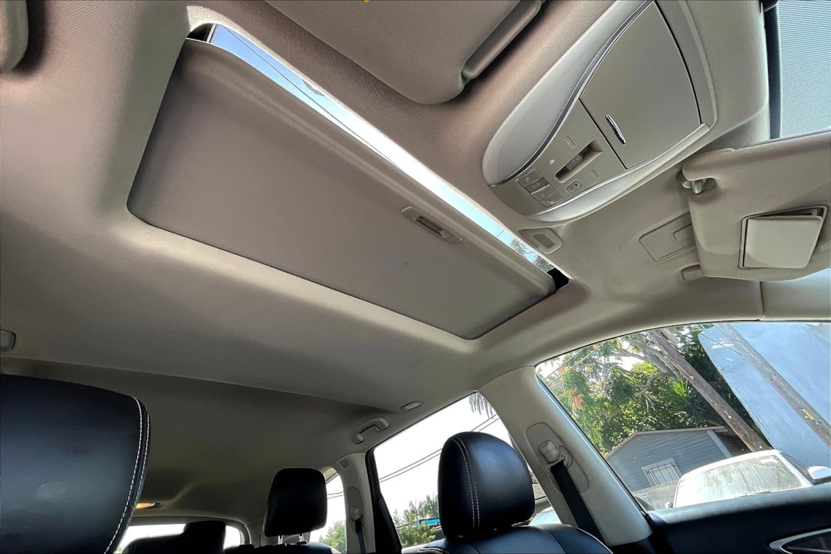 2019 Infiniti QX60 Luxe photo 21