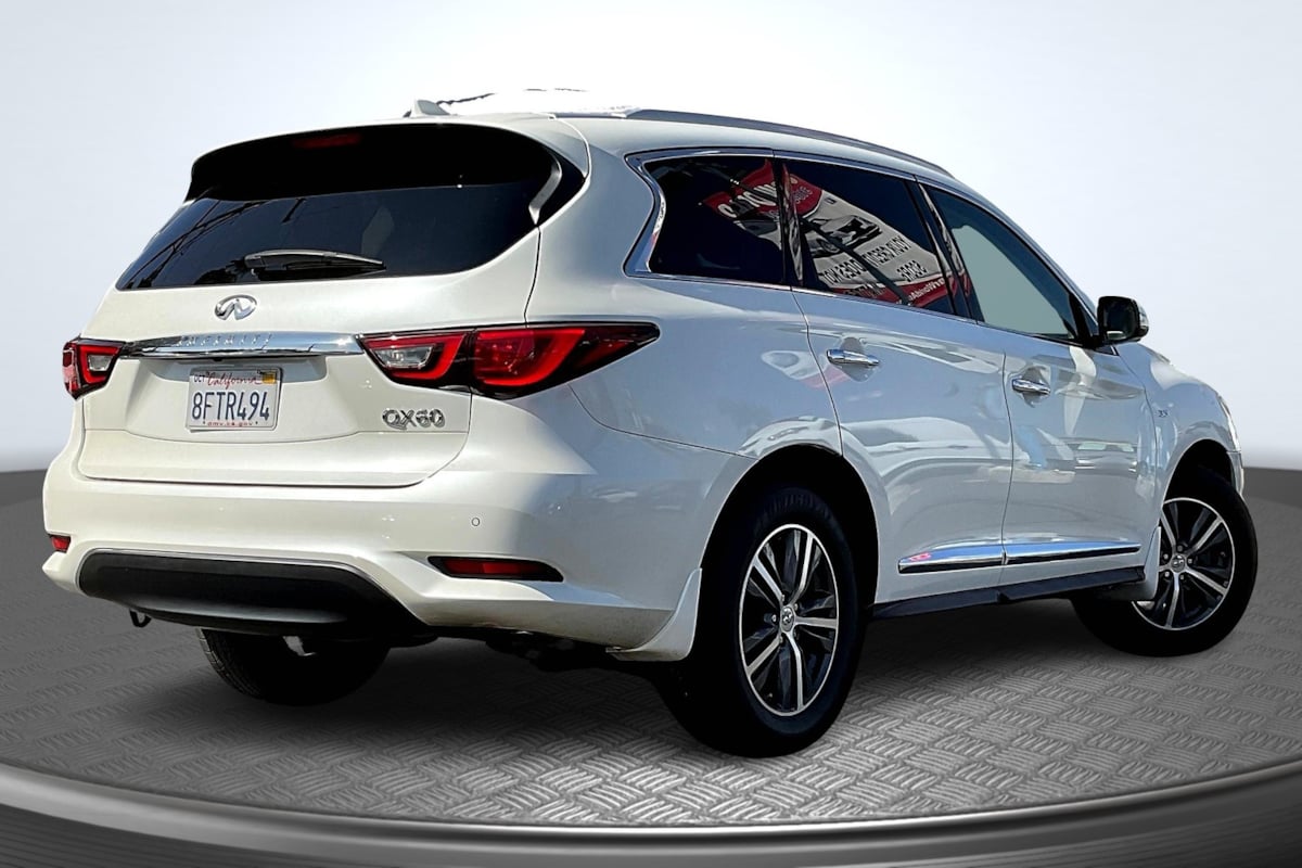 2019 Infiniti QX60 Luxe photo 12