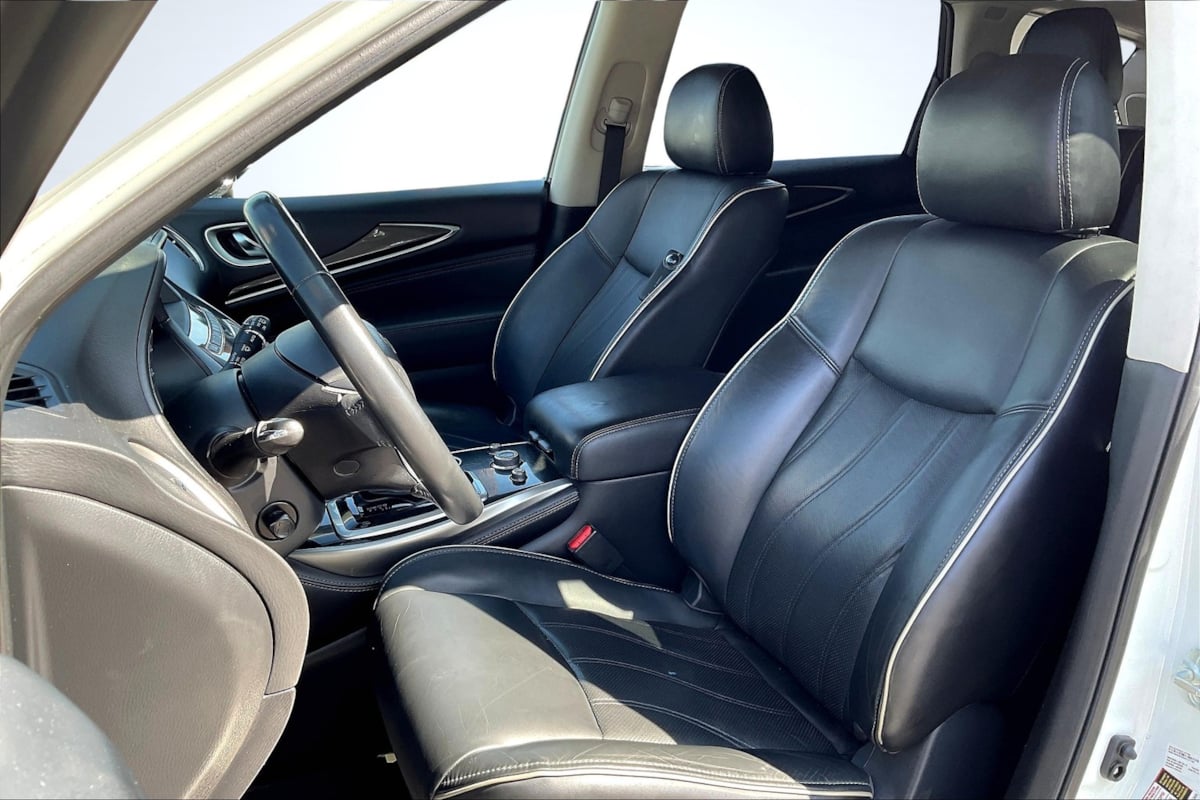 2019 Infiniti QX60 Luxe photo 23