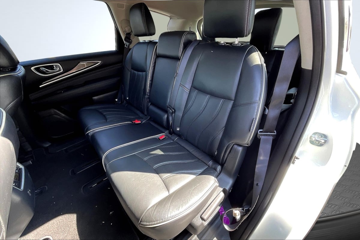 2019 Infiniti QX60 Luxe photo 24