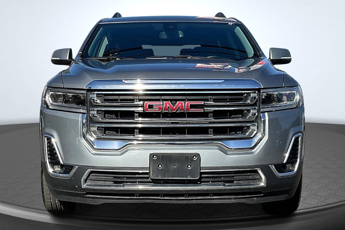 2023 Gmc Acadia SLT photo 2