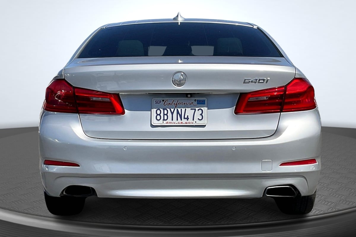 2017 Bmw 540i photo 4