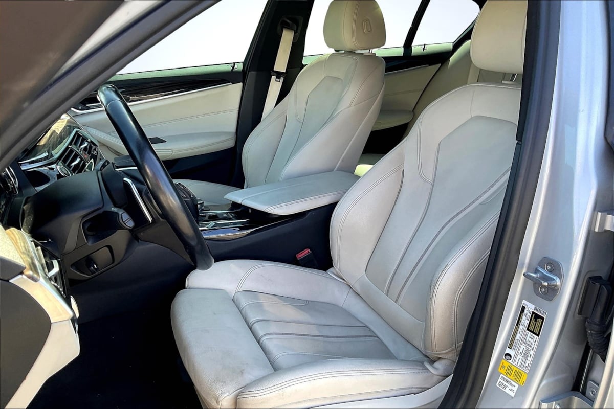 2017 Bmw 540i photo 24