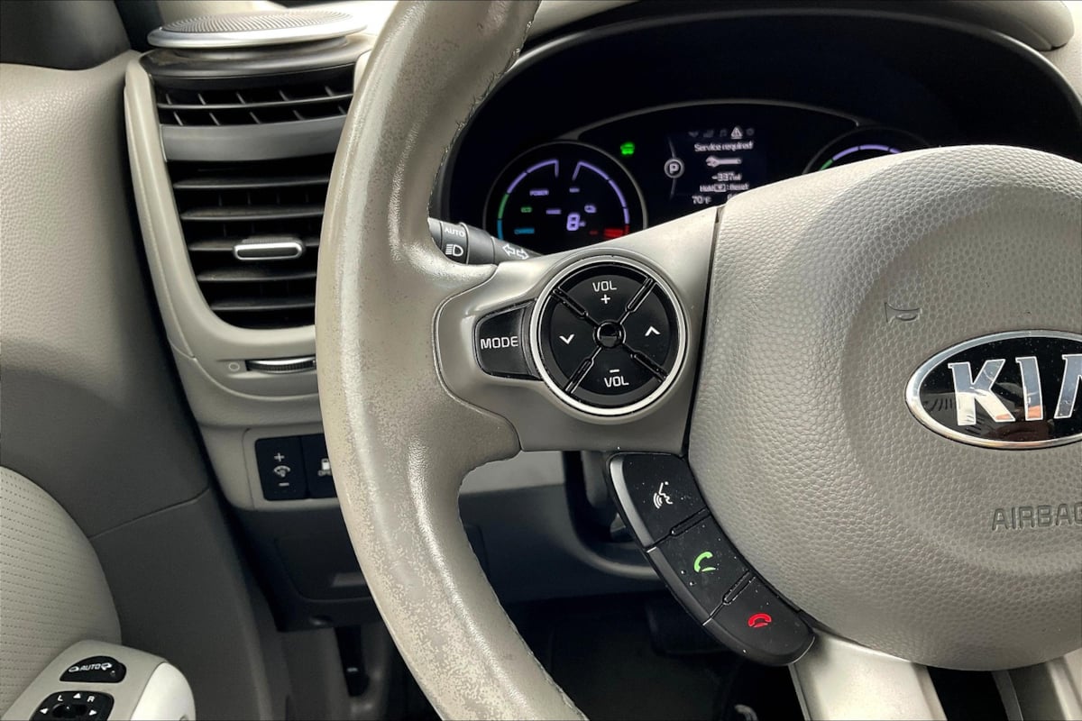 2016 Kia Soul EV photo 15