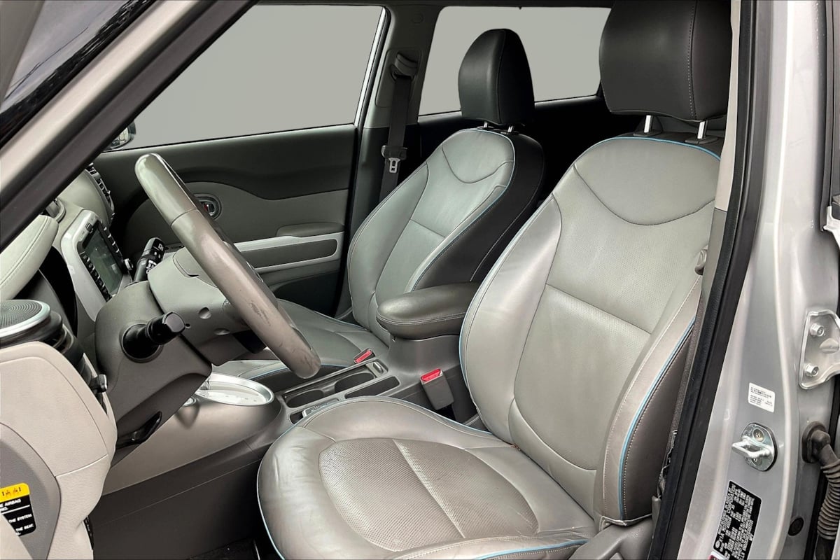 2016 Kia Soul EV photo 22