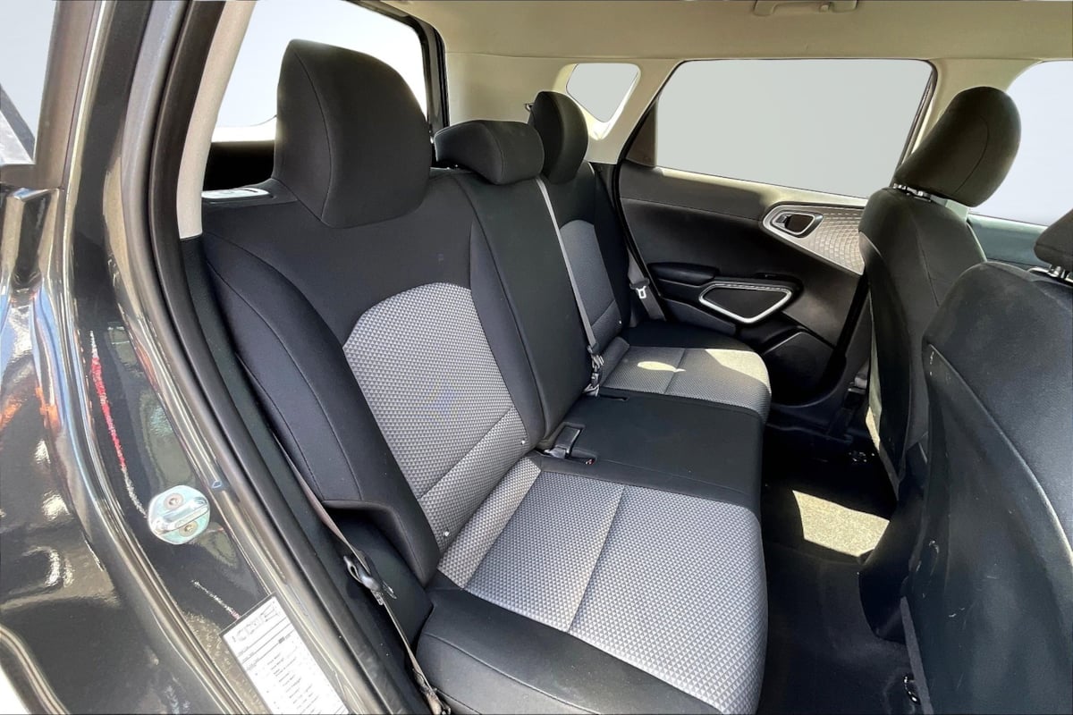 2023 Kia Soul LX photo 24