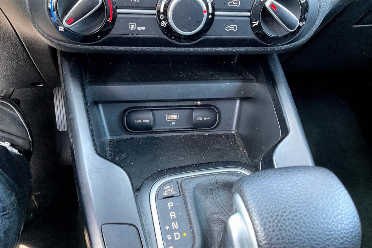 2023 Kia Soul LX photo 28