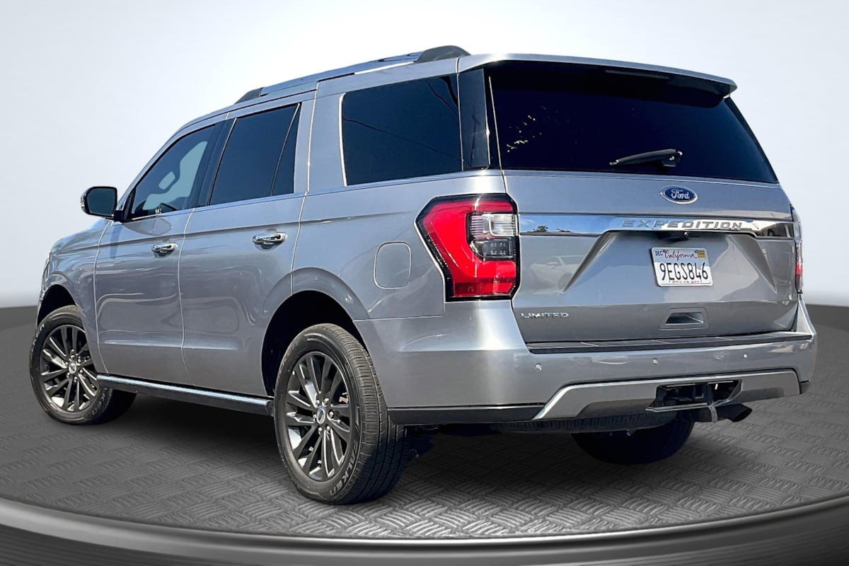 2020 Ford Expedition Limited photo 2