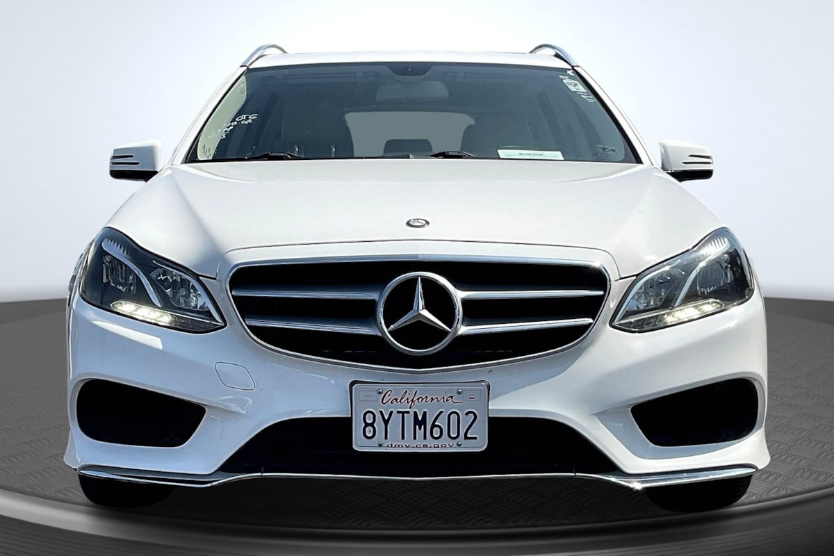 2015 Mercedes Benz E 350 4MATIC Wagon photo 3