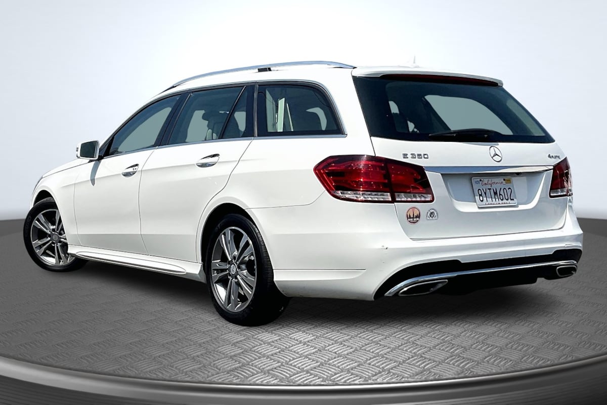 2015 Mercedes Benz E 350 4MATIC Wagon photo 2