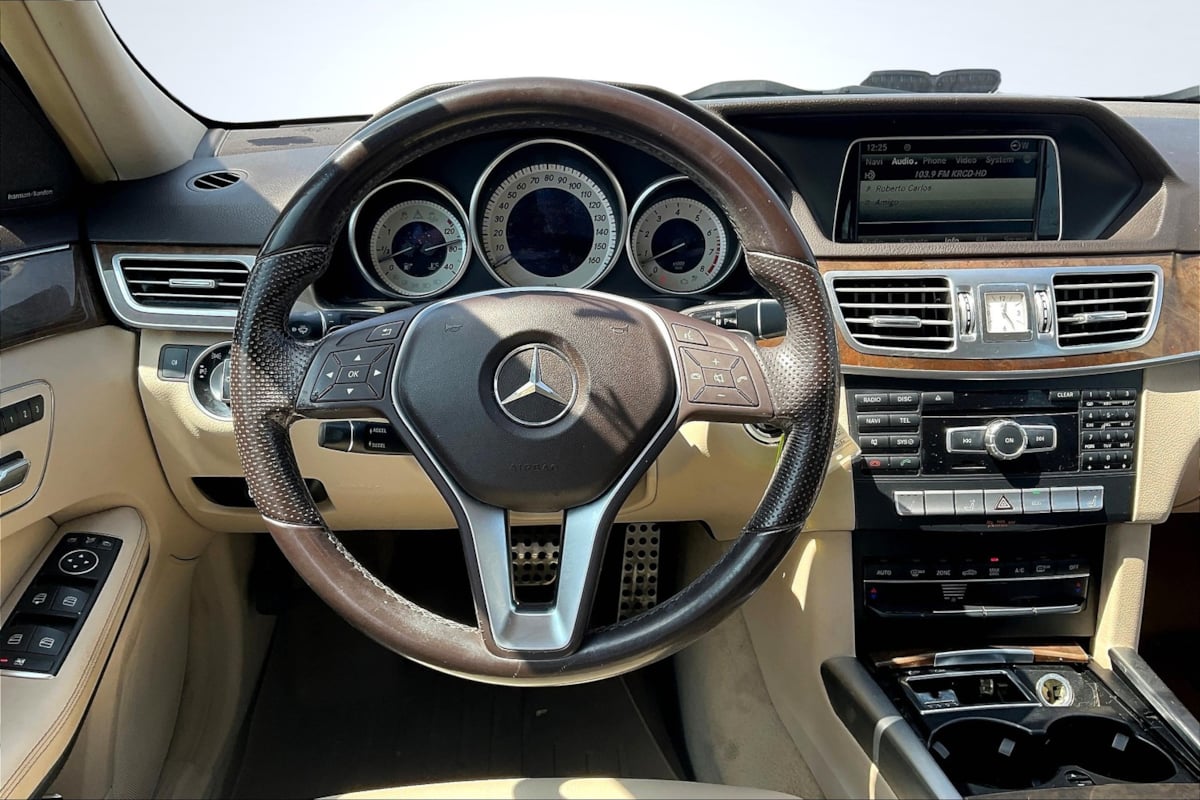2015 Mercedes Benz E 350 4MATIC Wagon photo 5