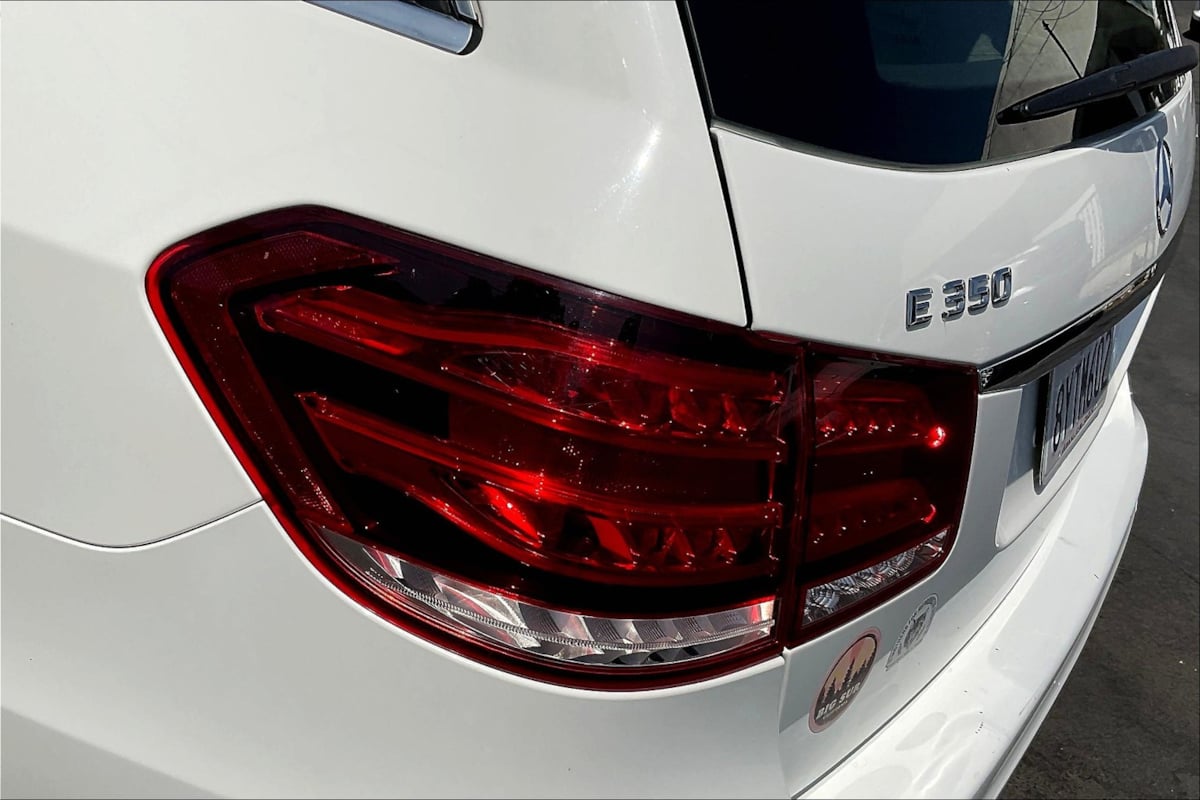 2015 Mercedes Benz E 350 4MATIC Wagon photo 29