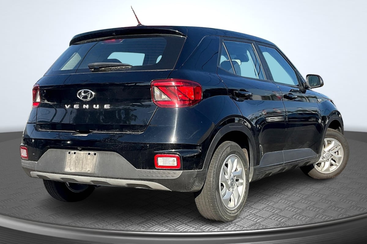 2024 Hyundai Venue SE - Photo 13
