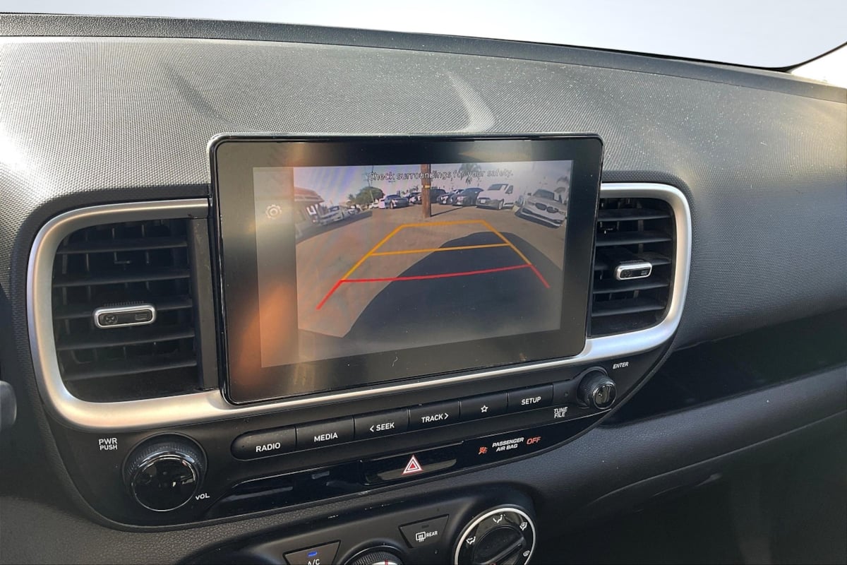 2024 Hyundai Venue SE - Photo 21