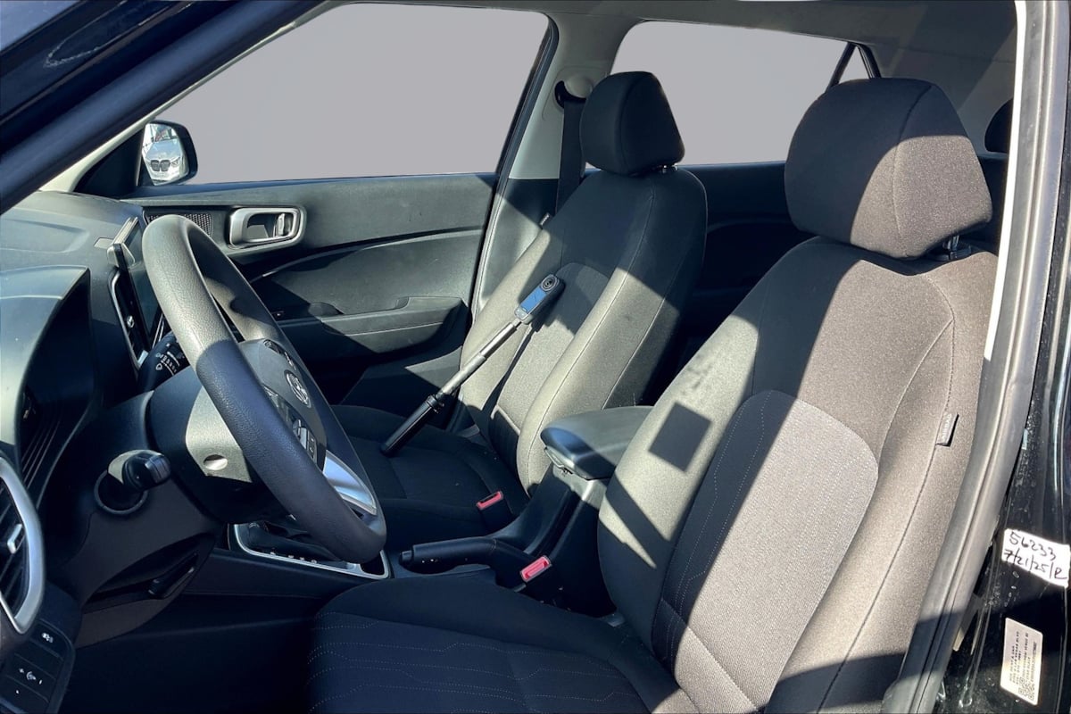 2024 Hyundai Venue SE - Photo 25