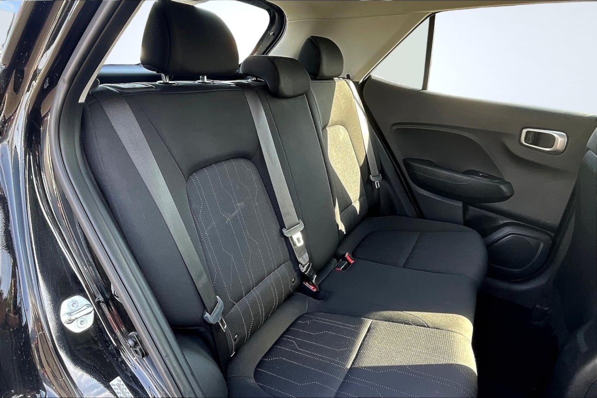 2024 Hyundai Venue SE - Photo 27