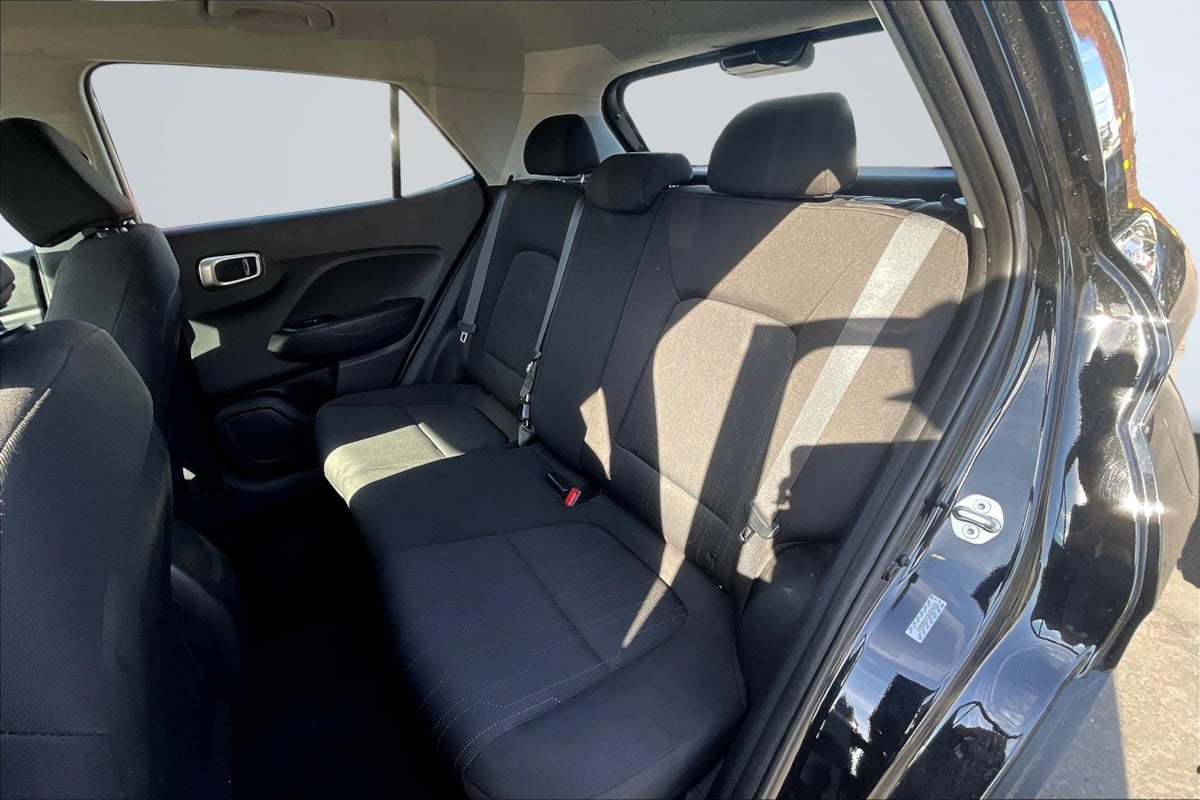 2024 Hyundai Venue SE - Photo 26