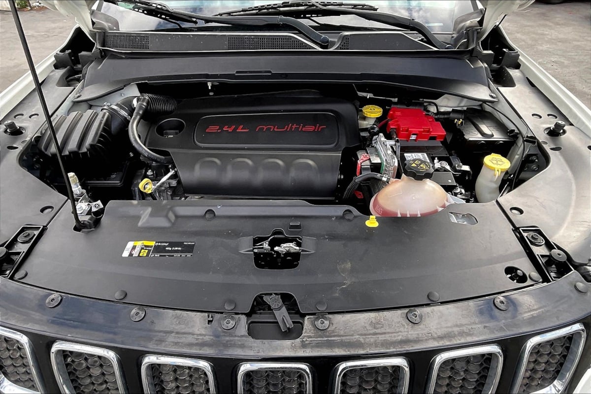 2020 Jeep Compass North Edition Latitude photo 8