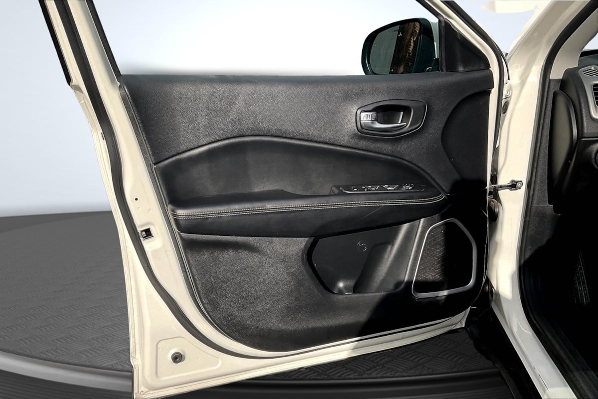 2020 Jeep Compass North Edition Latitude photo 21