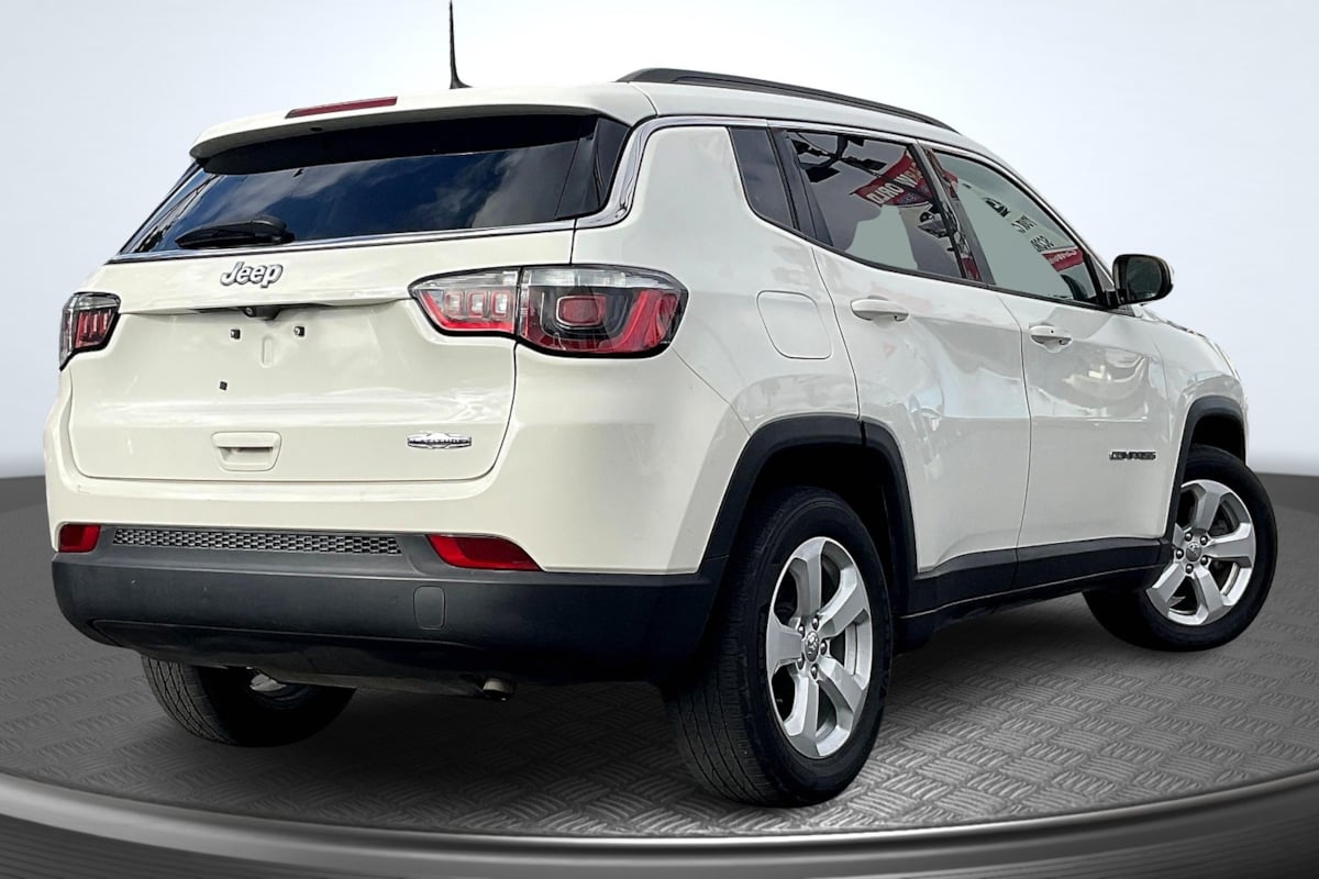 2020 Jeep Compass North Edition Latitude photo 11
