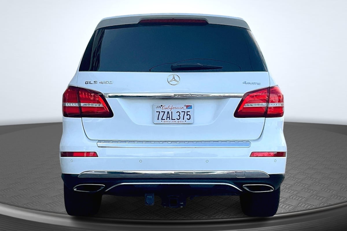 2017 Mercedes Benz GLS 450 4MATIC photo 3