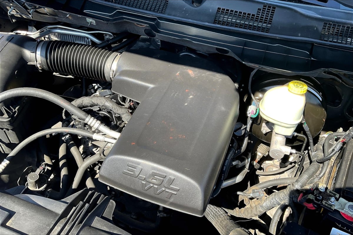 2015 Ram 1500 ST photo 26