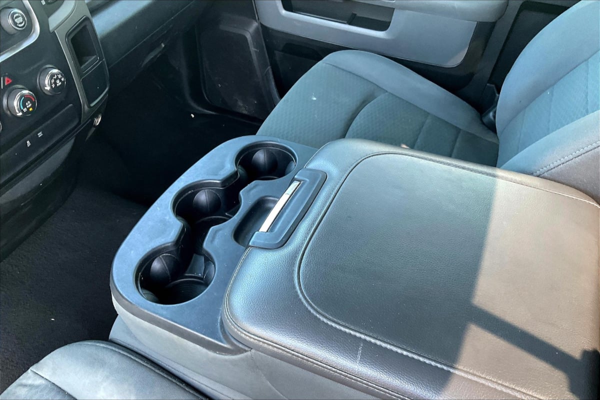 2015 Ram 1500 ST photo 13