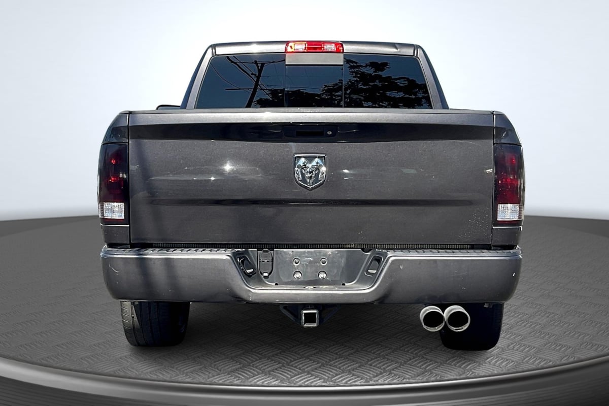 2015 Ram 1500 ST photo 3