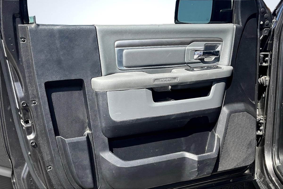 2015 Ram 1500 ST photo 20