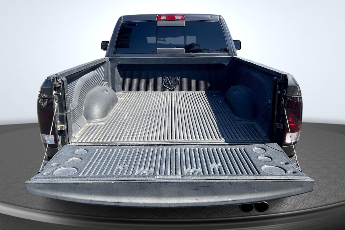 2015 Ram 1500 ST photo 16