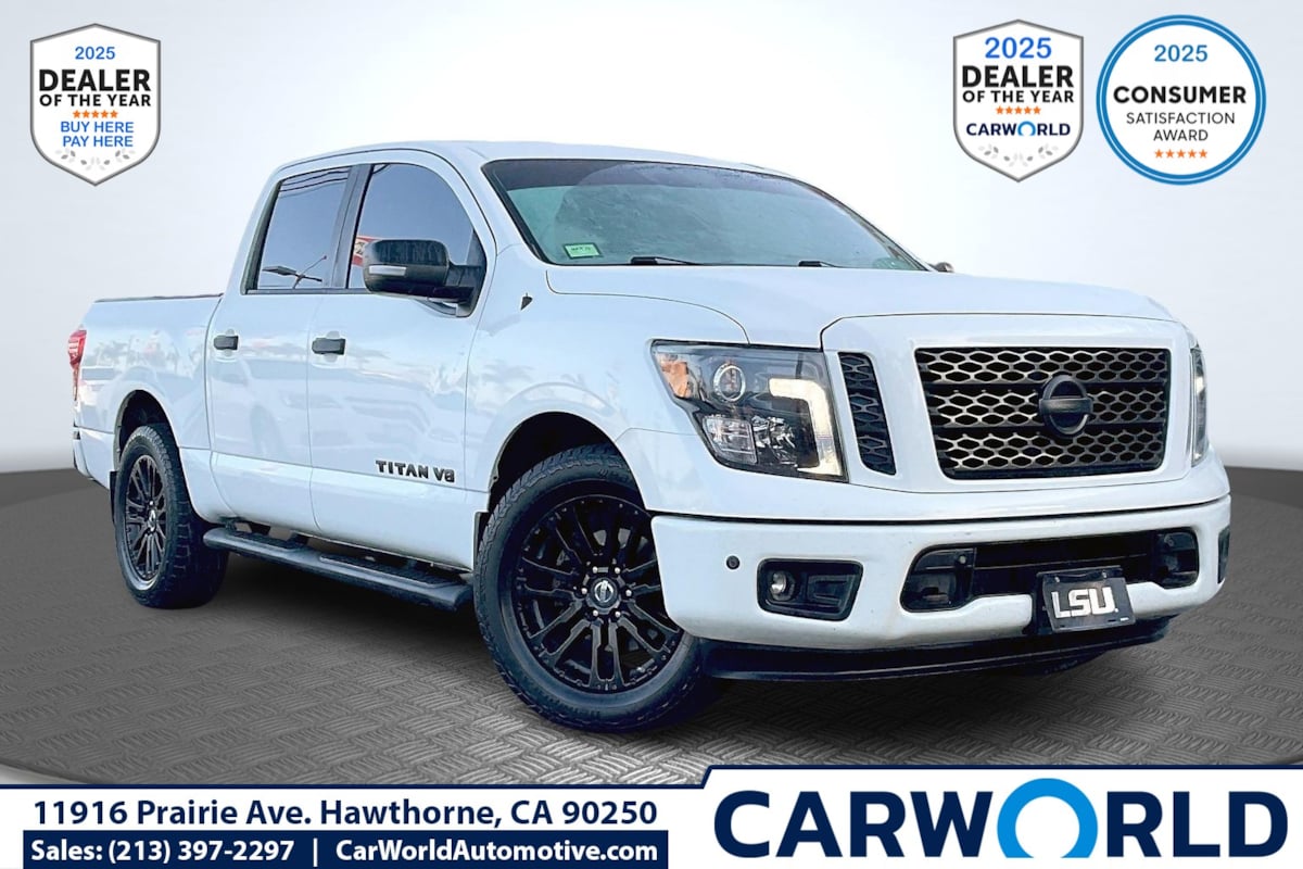 2018 Nissan Titan SV 4X4 Crew Cab's photo