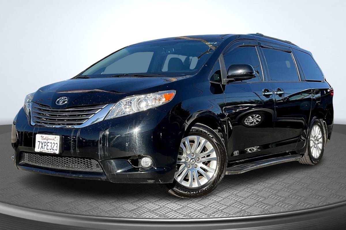 Toyota Sienna photo 12