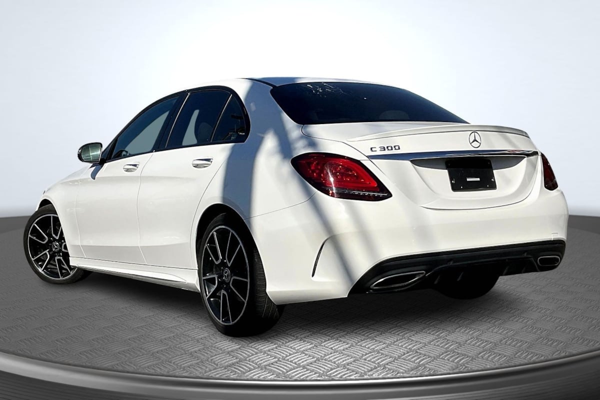 2020 Mercedes Benz C 300 photo 2