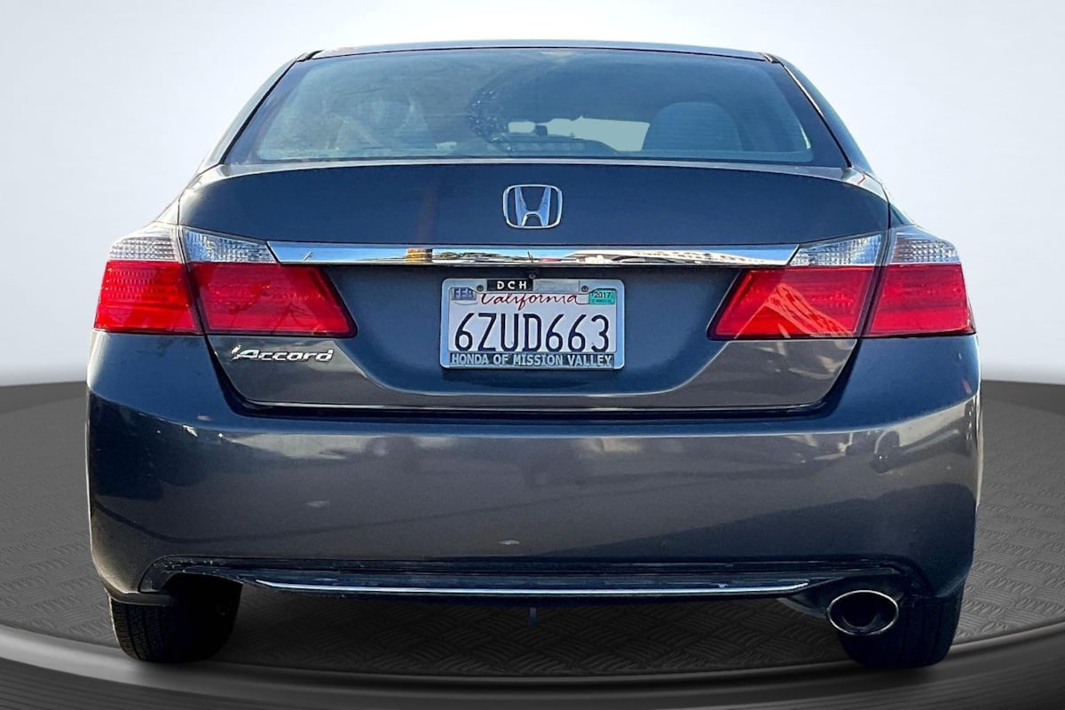 2013 Honda Accord LX photo 4