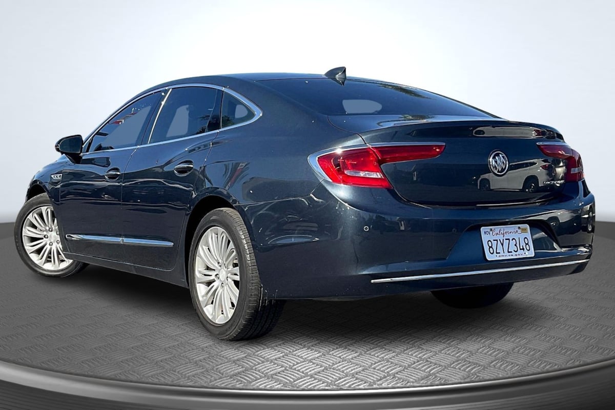 2019 Buick LaCrosse Essence photo 2