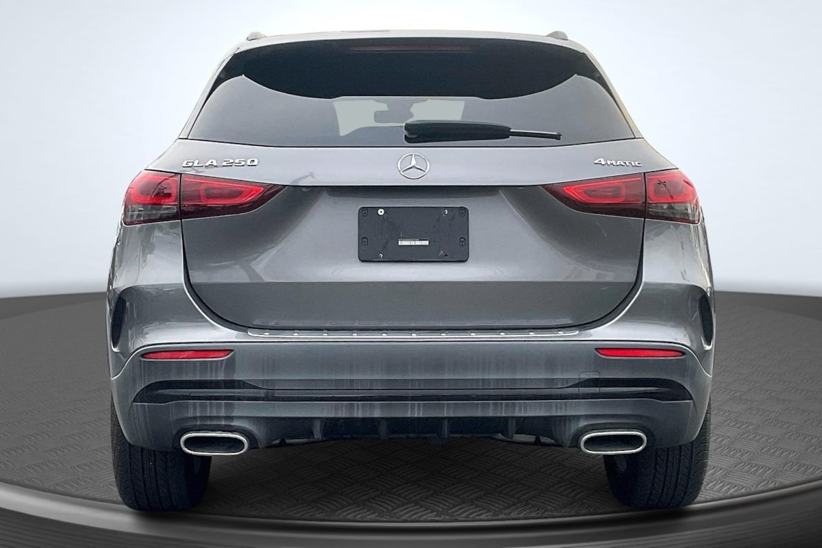 2021 Mercedes Benz GLA 250 4MATIC photo 4