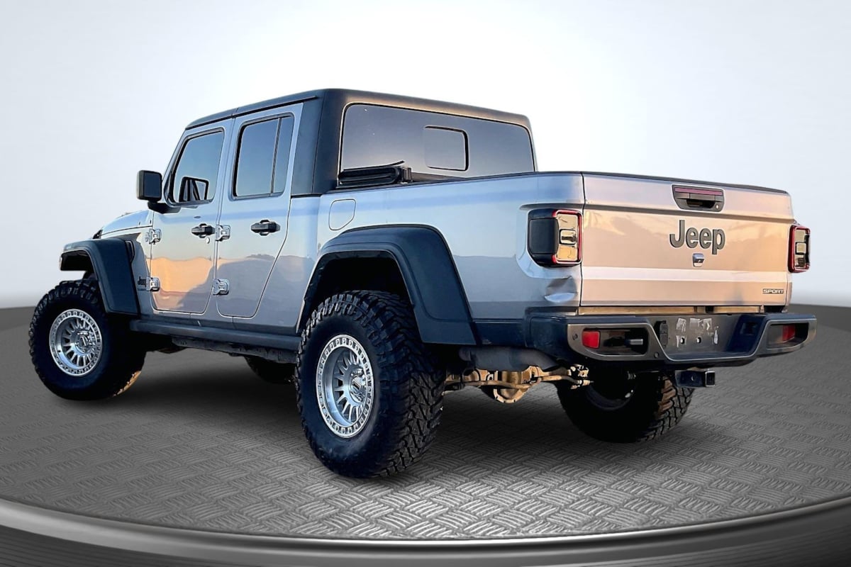 Jeep Gladiator photo 2