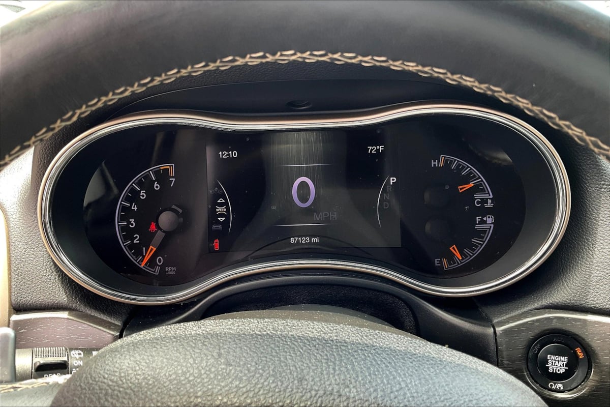 Jeep Grand Cherokee photo 19