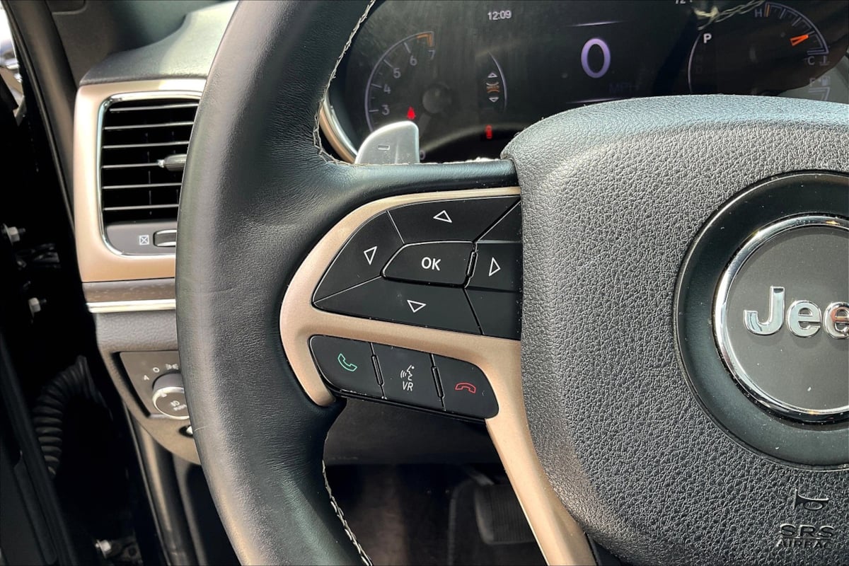 Jeep Grand Cherokee photo 17