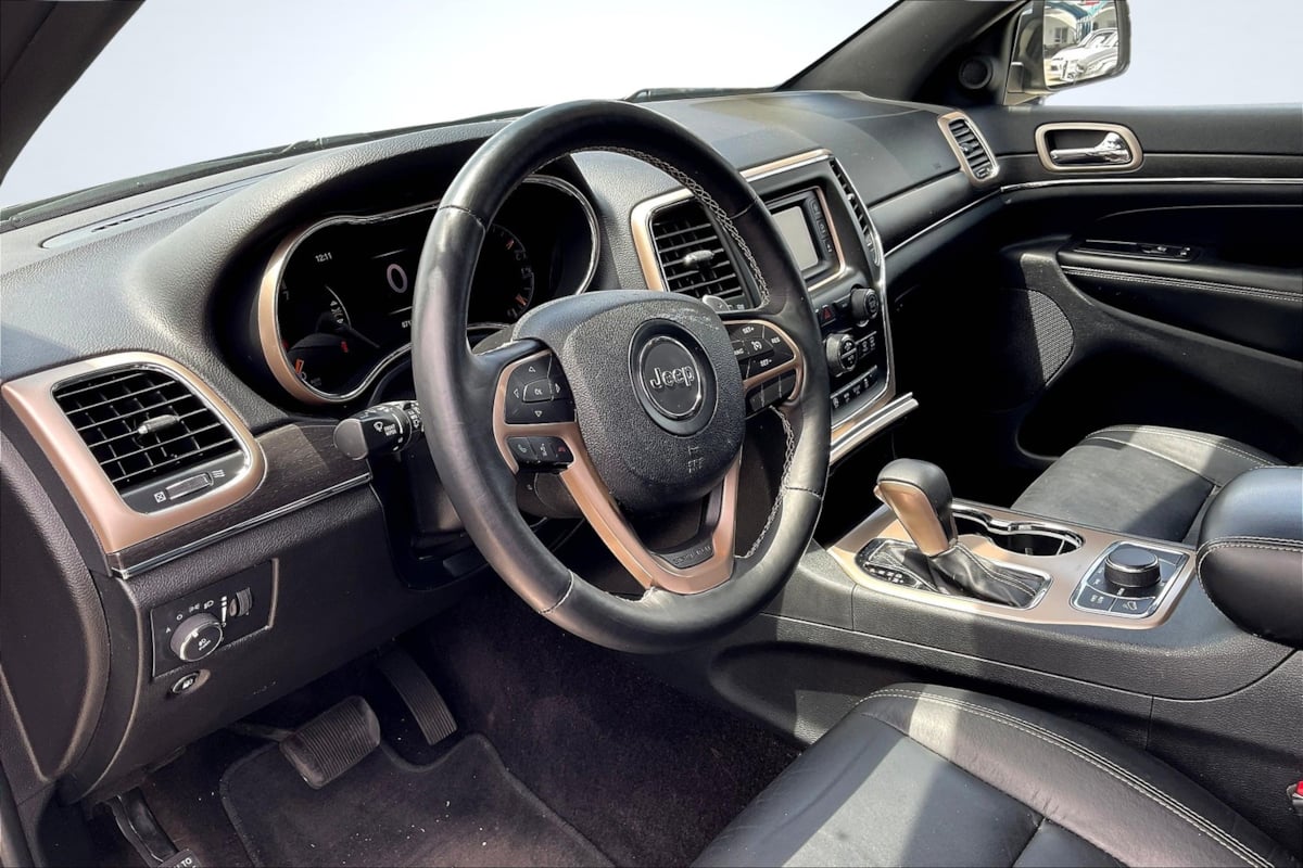 Jeep Grand Cherokee photo 13