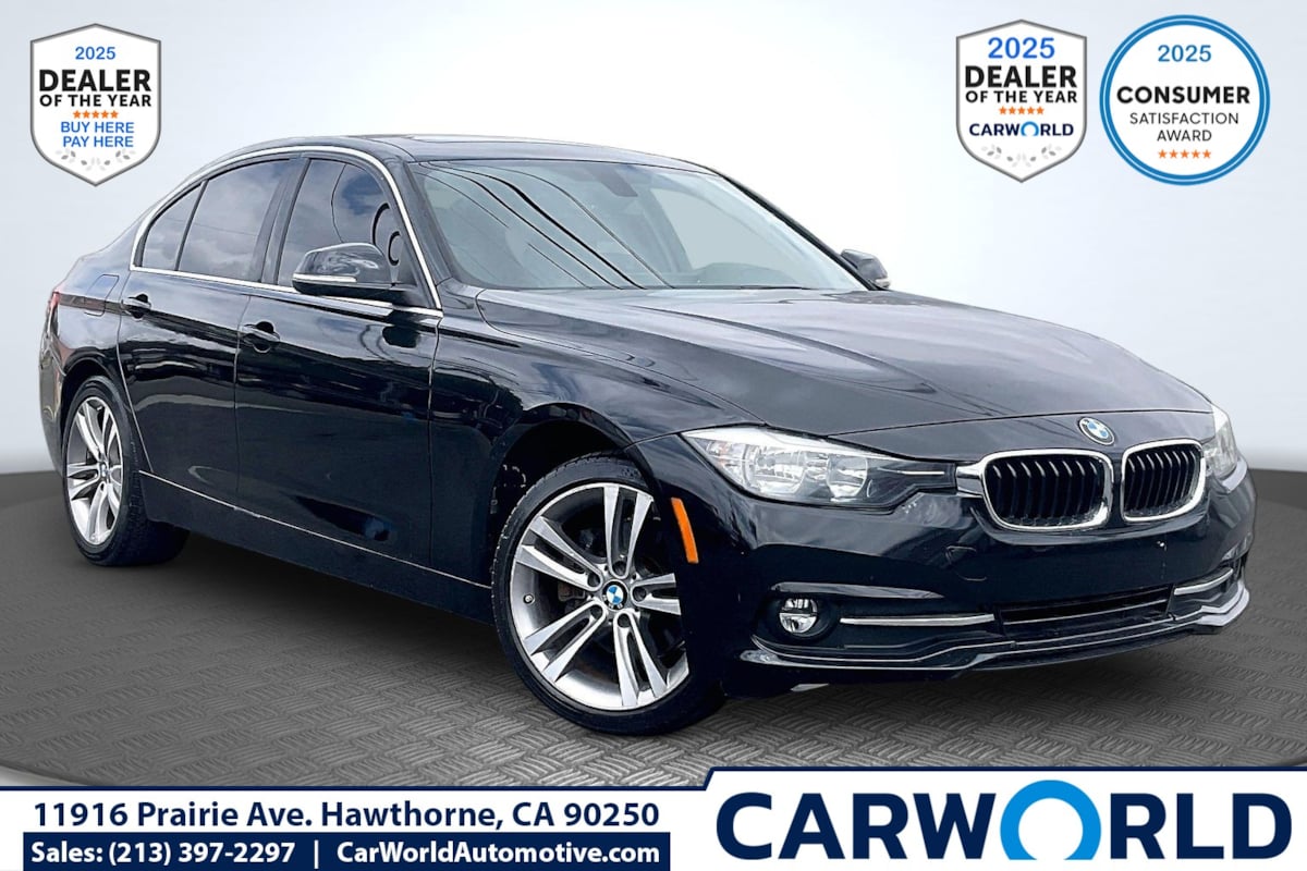 2017 BMW 3 Series 330i Sedan's photo