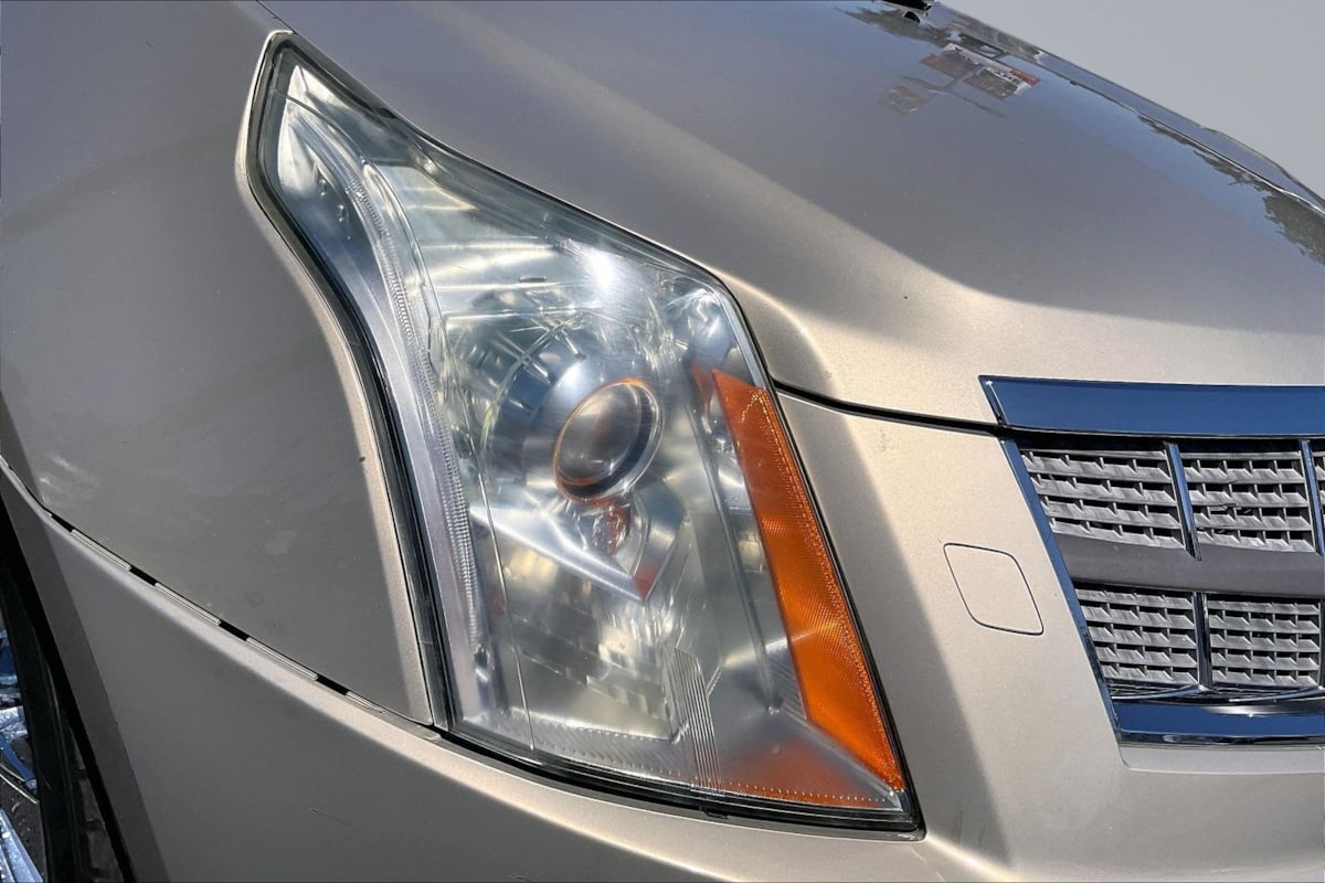 Cadillac SRX photo 29
