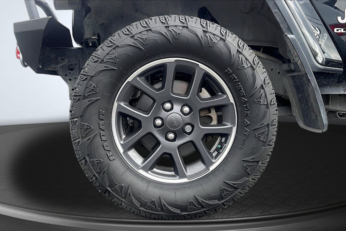 Jeep Gladiator photo 9