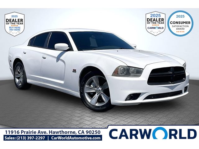 Bright White 2013 Dodge Charger Sedan Rear-Wheel Drive Automatic