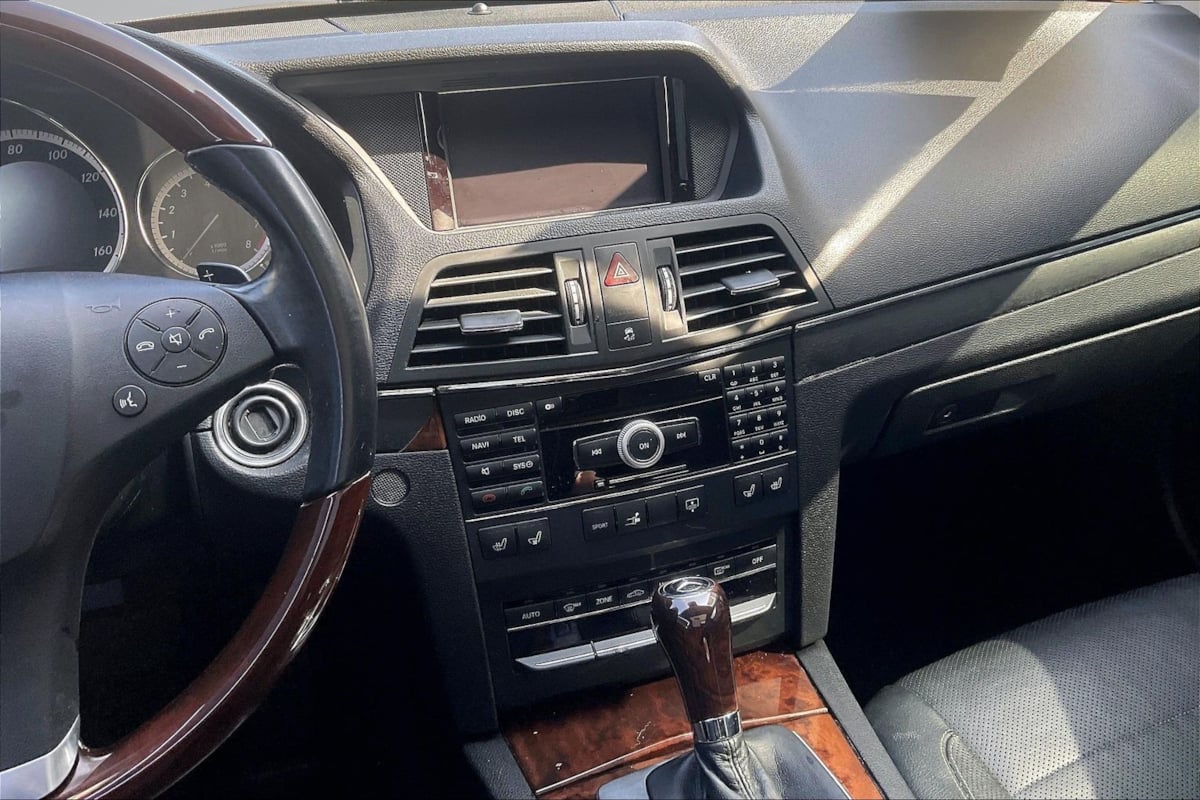 Mercedes-Benz E 550 photo 6